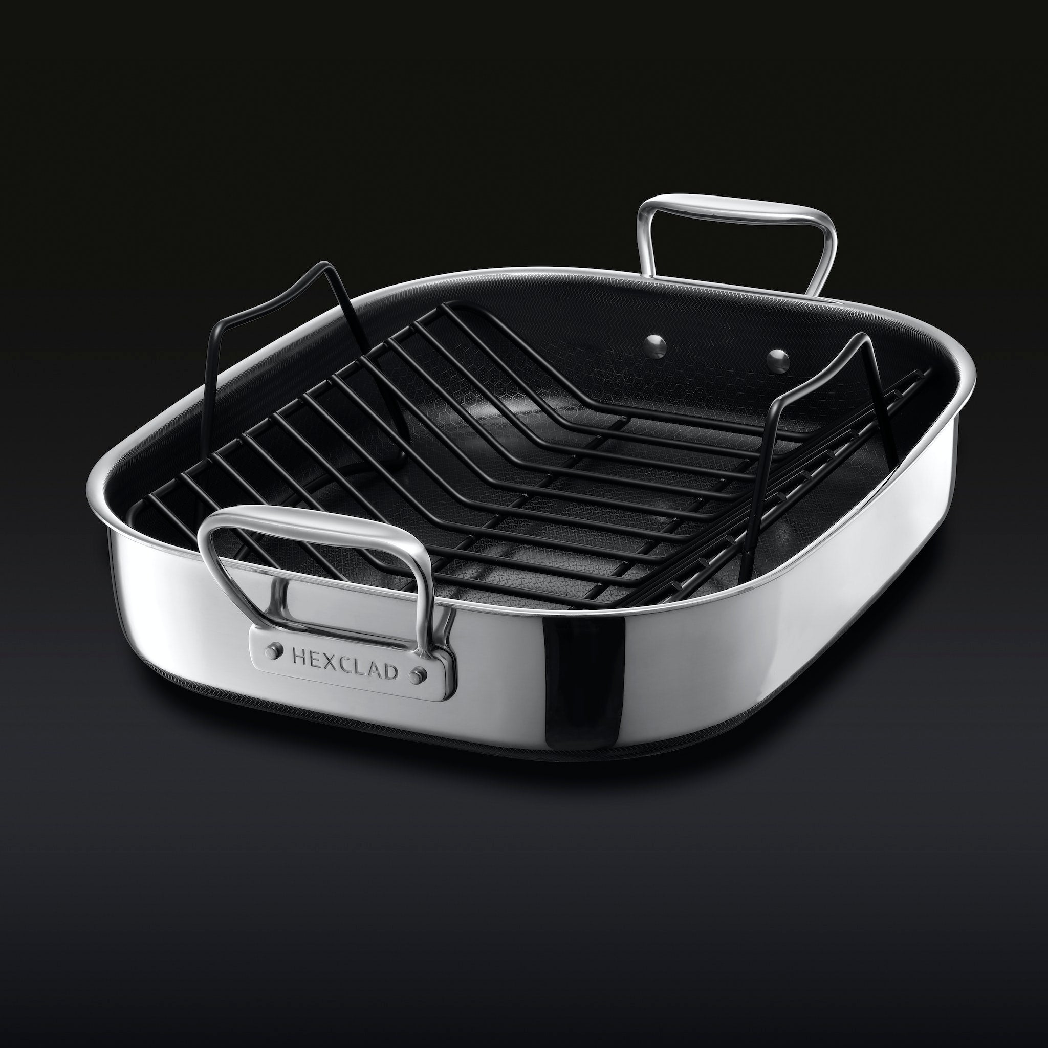Hexclad_RoastingPan_34_ALT_RACK_BLACK_72eddd8b-36c9-4dc8-96bb-0efcfee308f4